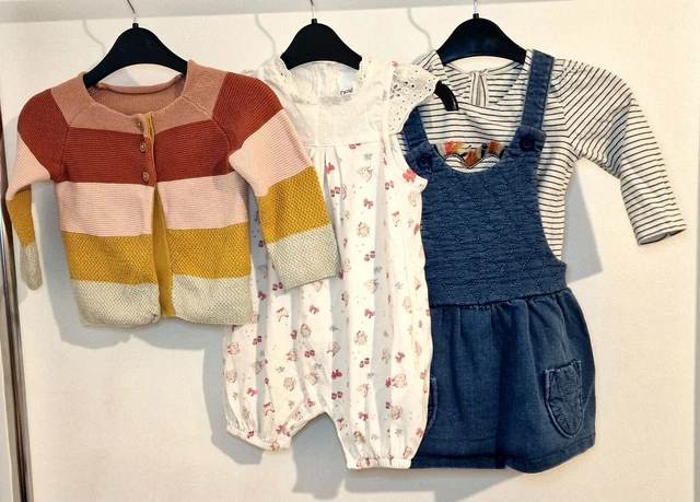 Pacchetto vestiti per bambine età 3-6 mesi. Usato. Buone condizioni. Next, Tu.