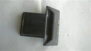 688000F000 PORTA CENERE Nissan Terrano II (R20)(02.1993->) 93/-