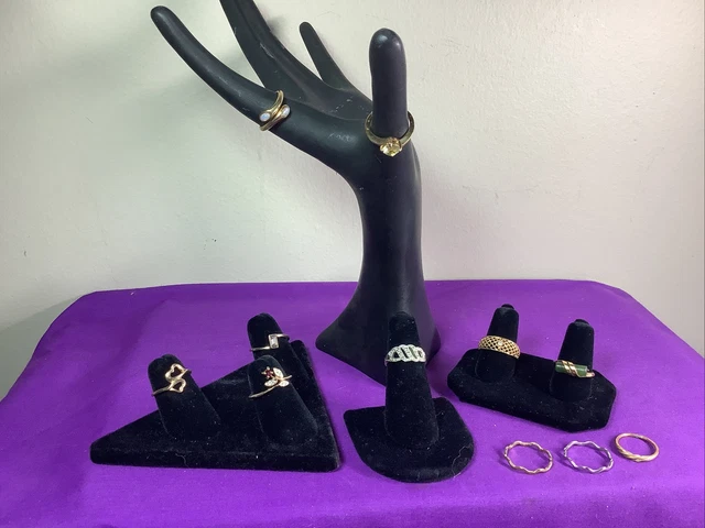Lot 11 Vintage Signed Avon Rings Size 7    R17