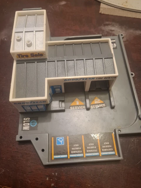 MICRO MACHINE VEHICLE playset Galoob 1992 GoodYear Garager EUR 14,91 ...