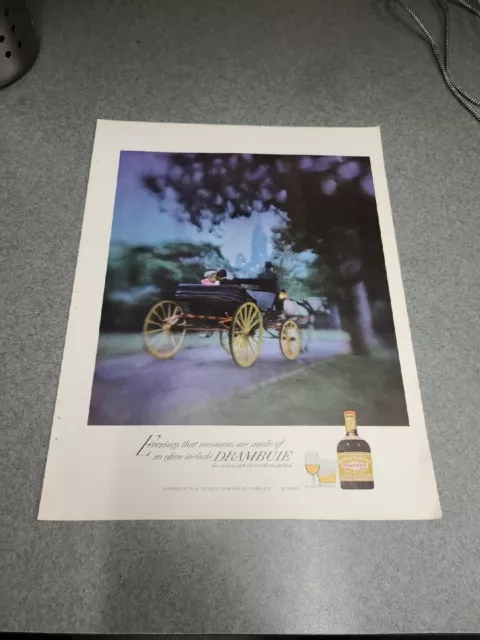 1968 Drambuie Liqueur Couple evening horse carriage vintage photo print Ad 10x13