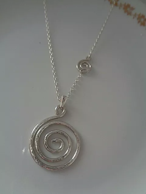 Halskette Silber mit Spiral-Anhänger Designer-Schmuck