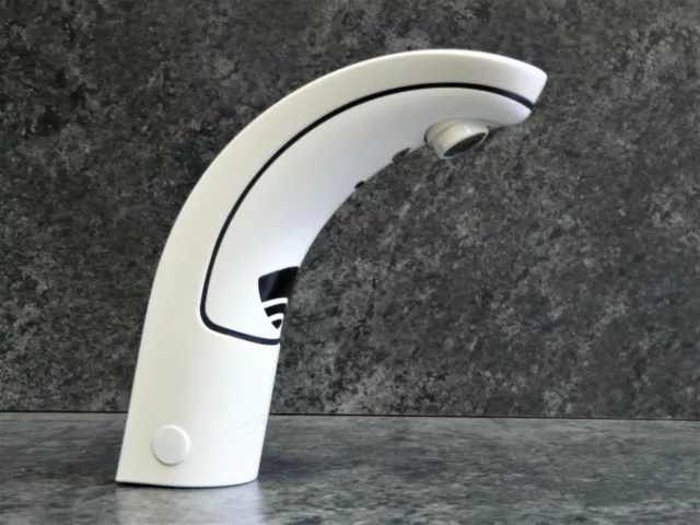 Grifo de Lavabo Hansa Cobra Blanco, Electrónica, Funcionamiento Red, 0941210082