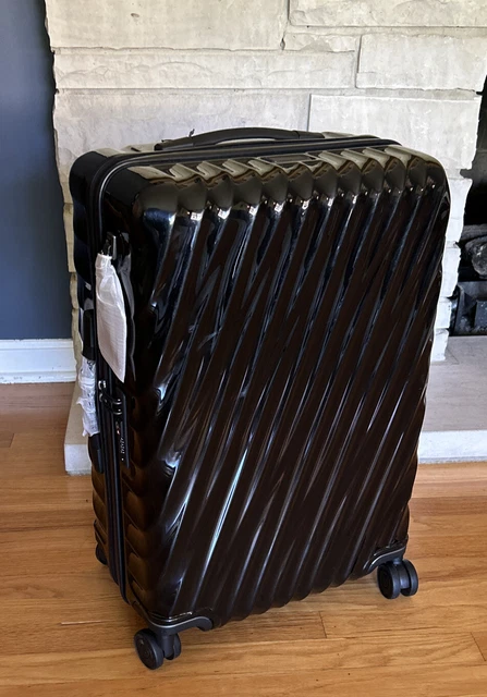 Tumi 26” 19 Degree  Expandable 4 Wheeled Black