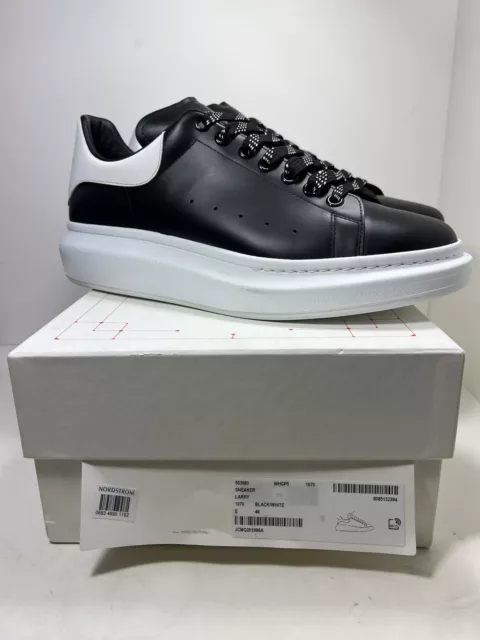 VNDS Alexander McQueen Oversized Black White 553680-WHGP5-1070 Size EU 46 US 13