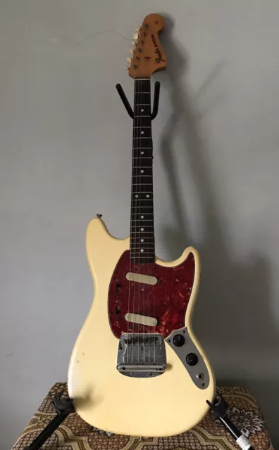 Vintage 1965 Fender Mustang Olympic White Short Scale Guitar L Serial No Pre CBS