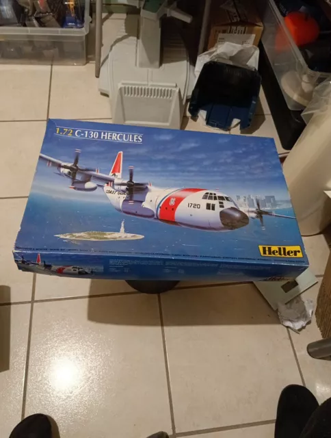 heller 1/72 maquette avion C-130 HERCULES EN BOITE