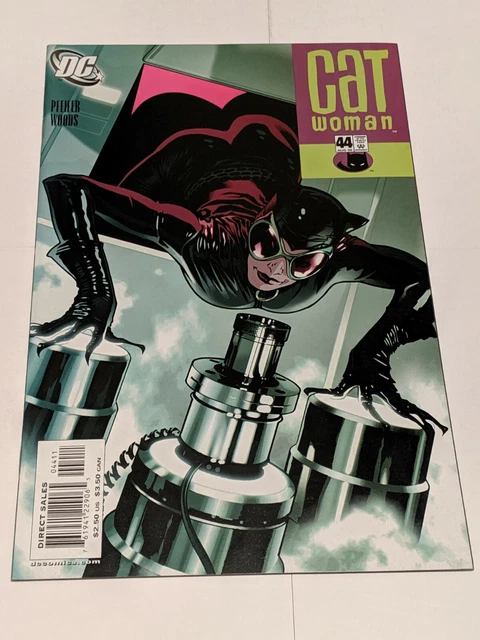 Catwoman #38 February 2005 DC Comics Brubaker Gulacy Palmiotti 3