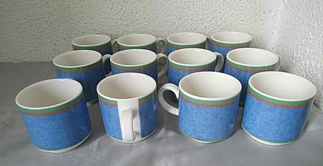 TRES BELLE 12 TASSES A CAFE VILLEROY ET BOCH MODE VIVA BLUE NEUVE en FAIENCE