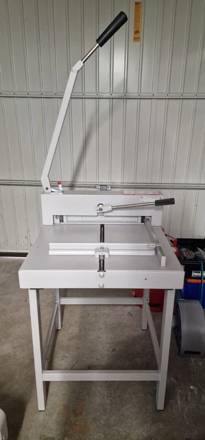 Ideal 4305 Stapelschneider für Papierstapel/Bögen bis SRA3 (450x320mm)