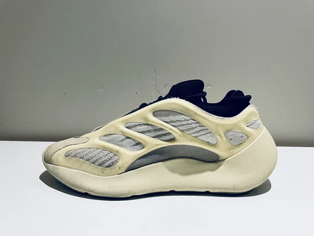 Prezzo adidas yeezy 700 bianche shop