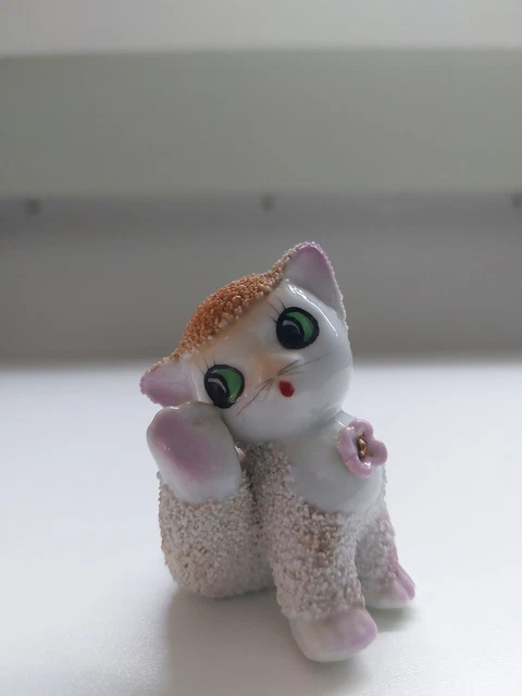 Vintage Kawaii Kitsch Sugar Coated Cat/Kitten Figurine 1950's