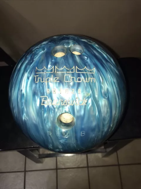 Vintage Brunswick Triple Crown Bowling Ball# AR1028 Blue & White Swirl Used!