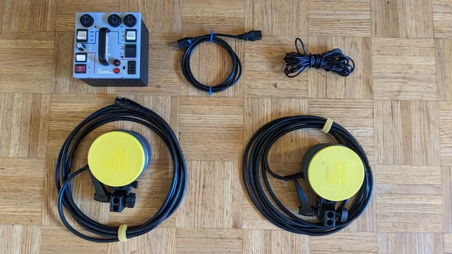 Dyna-Lite M500XL Flash Lighting Setup (Item #15)