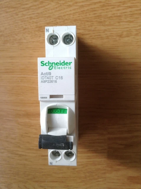 Disjoncteur Mono Schneider DT40 C16A - 16 Ampères, Référence A9N21025, Occasion Comme Neuf