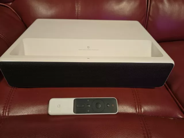 Xiaomi Laser Ultra Short Throw Projector 80" - 150"