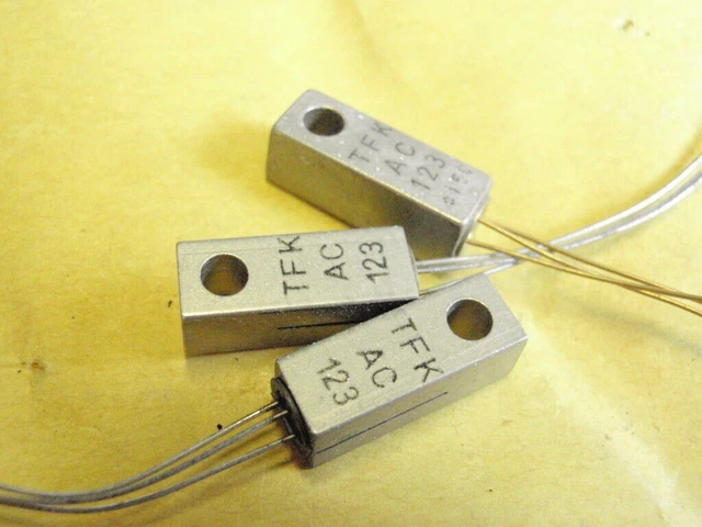 GERMANIUM-TRANSISTOR NPN / 25V / 1A / 1.1W