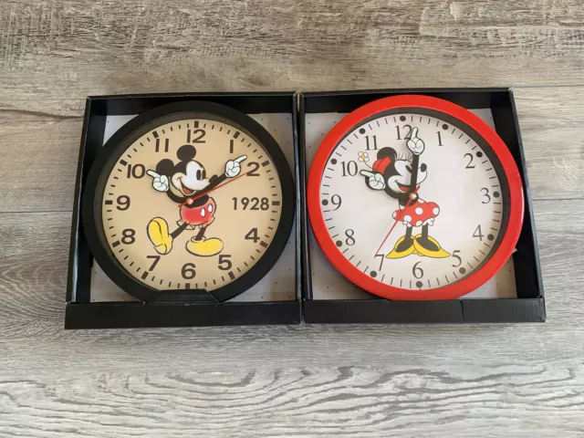 Disney Mickey Mouse & Minnie Mouse  Wall Analog Display 10” Clock Set NIB