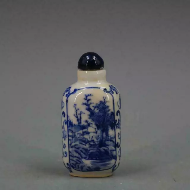 Chinese Blue and White Porcelain Qing Kangxi Mountain River Design Snuff Bottle