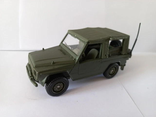 Solido 1/43 – Peugeot P4 Kaki Armée Française, Miniature Métal (Occasion, Édition Limitée)