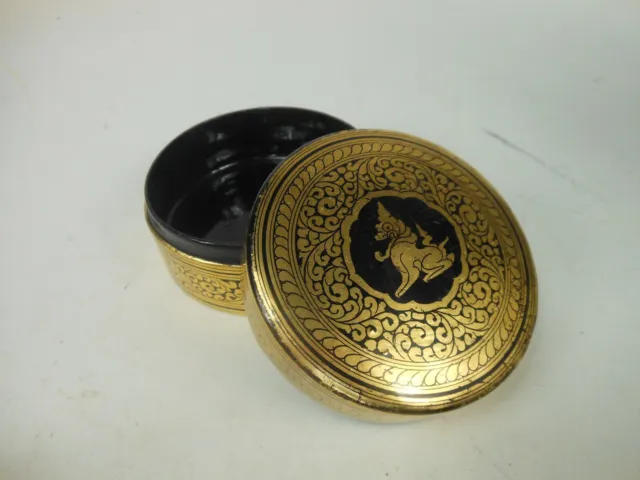Burmese Round Lacquered Box Black Gold Gilt Lacquer Singha Lion Motif 2