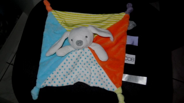 doudou plat lapin blanc orange bleu jaune étoiles OBAIBI