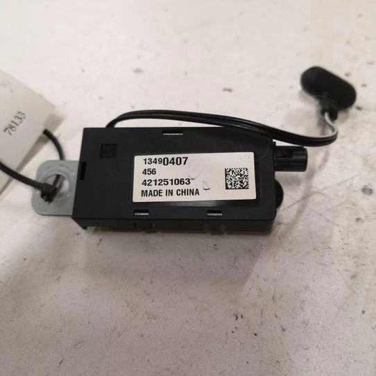 OPEL ASTRA K Amplificateur d'antenne Bootlid 13490407 1.6 Diesel 100kw ...