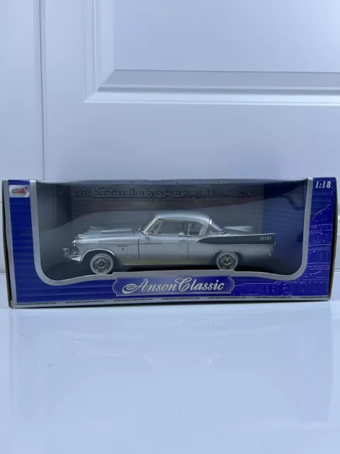 Anson Classics 1957 Studebaker Golden Hawk Diecast Scale 1:18 Silver