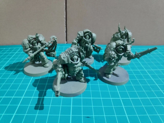 BLOOMAGE JOYTOY (BEIJING) TECH Warhammer 40k figuur 1/18 Black Templars Marshal Baldeckrath 12 cm BLOOMAGE JOYTOY (BEIJING) TECH Warhammer 40k figuur 1/18 Black Templars Marshal Baldeckrath 12 cm