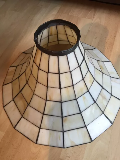 Beautiful Tiffany Style Brass And Glass Lamp Shade In Cream (IV)