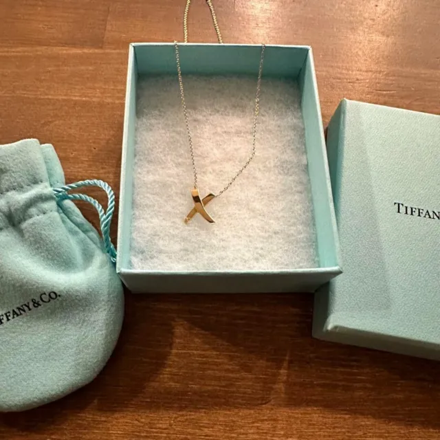 Tiffany & Co. Necklace Kiss Signature Cross Paloma Picasso 750 18K Gold Japan
