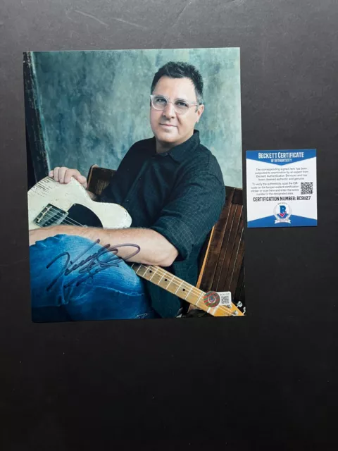 Vince Gill Rare! autographed signed country legend 8x10 photo Beckett BAS coa