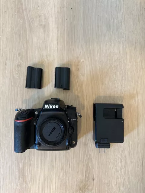 Nikon D750 24.3 MP Digital SLR Camera - (US MODEL)* Excellent*