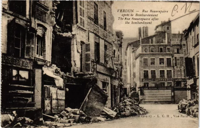 CPA AK Militaire - Verdun - Rue Beaurepaire after the Bombardment (697177)