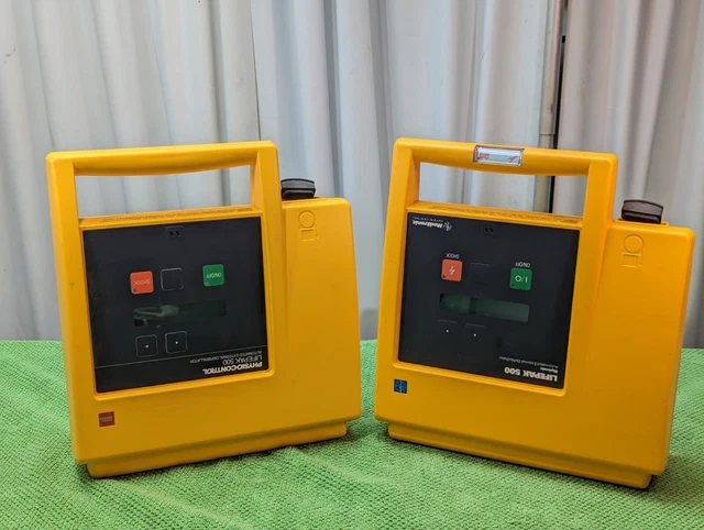 Lot Of 2 Lifepak 500 3011790-001129  Machine W/Case & Electrodes Dead Batteries