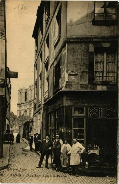 CPA PARIS 5e Rue Saint-Julien-le-Pauvre. (574862)