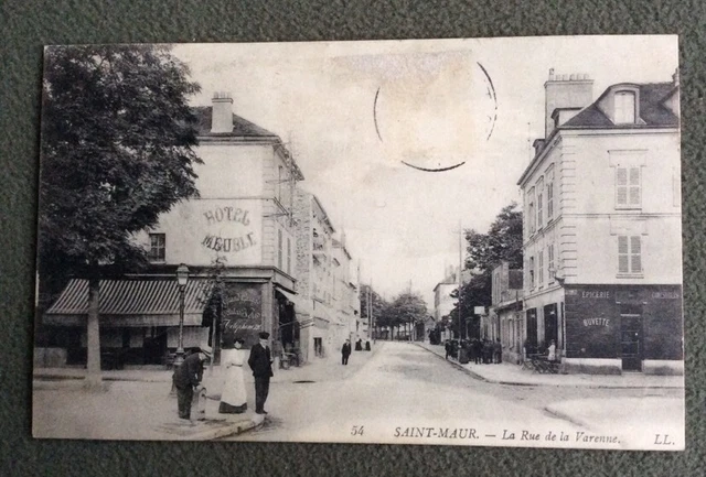 CPA. SAINT MAUR. 94 - La Rue de la Varenne. Furnished Hotel. Grocery store. 1909.