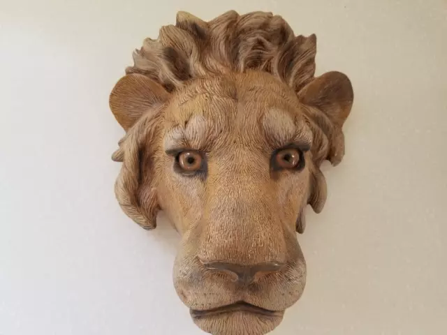 Heavy Stone Lion Head Wall Plaque with Glass Eyes Beautiful Detail 11" x 10"
