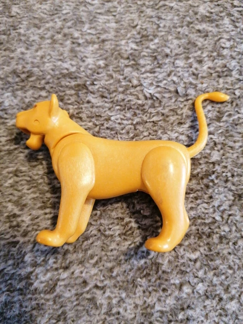 Figurine Quiralu Chameau - Animal De Cirque / Savane - 1:32 - Fabrication Française