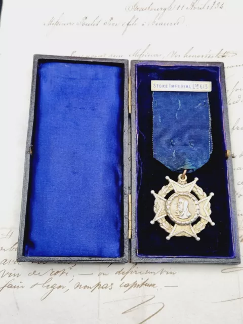 1927 dated silver stoke imperial lodge masonic medal a. j. lown comes with box