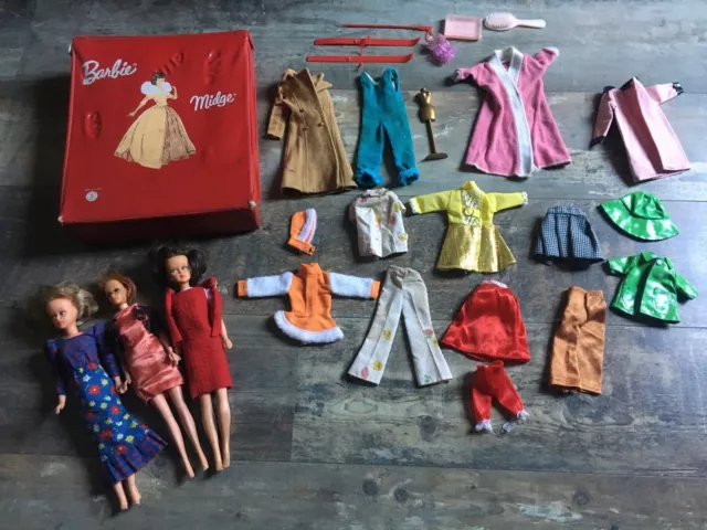 Lot Ancienne Poupée Mannequin Tressy Malette Vetements  Midge Barbie Vintage