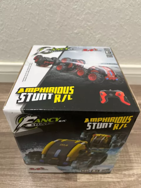 Fancy R/C Amphibious Stunt Remote Control Car 2.4Ghz - 4WD Water and Land