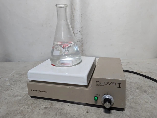 Thermolyne S18525 Nuova II / 2, Stir Plate, Magnetic Laboratory Stirrer