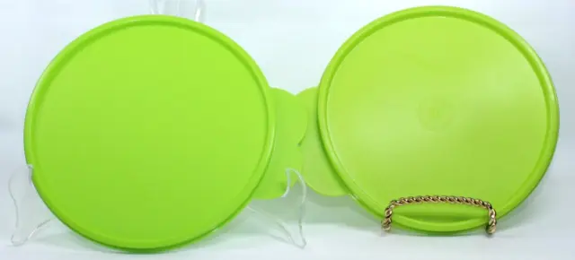 Tupperware  2 Replacement Lid #2541d-4 with Butterfly Tab Lime Green 6 7/16"