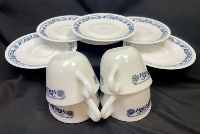 4 Pyrex Old Town Blue Onion Coffee Tea Cup Mugs Rounded 6 Plates Corning Corelle