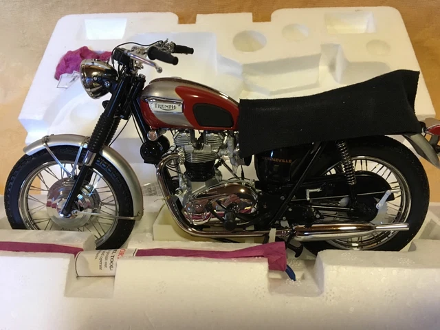 Franklin Mint トライアンフ ボンネビル 1969 1/10 Franklin Mint トライアンフ ボンネビル 1969 1/10 FRANKLIN