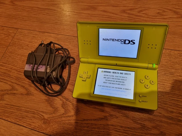 Console nintendo ds lite noir fonctionnelle avec chargeur