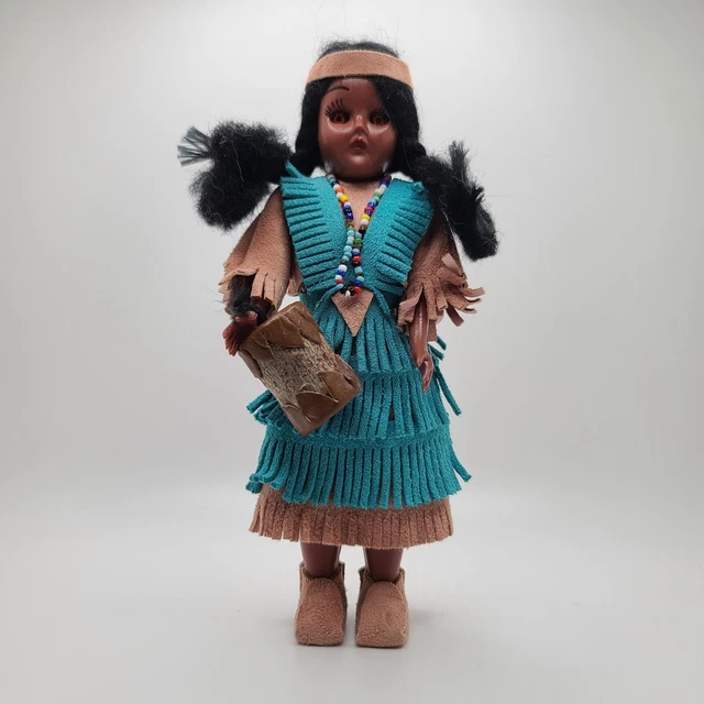 VINTAGE CARLSON PLASTIC Sleepy Eye Native American Indian Girl Doll