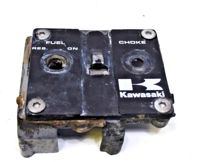 1985 KAWASAKI JS 550 Control Panel & Ebox Mount OEM 592263702 34.50