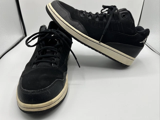 Jordan executive low clearance black